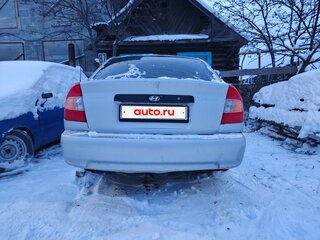 2004 Hyundai Accent ТагАЗ II, серебристый, 160000 рублей, вид 2