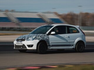 2008 Ford Fiesta ST V Рестайлинг, белый, 650000 рублей, вид 3