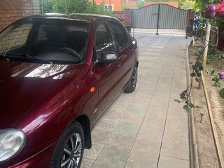 2007 Chevrolet Lanos I, пурпурный, 225000 рублей, вид 1