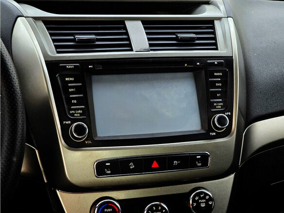 2016 Geely Emgrand X7 I Рестайлинг, белый, 585000 рублей - вид 13