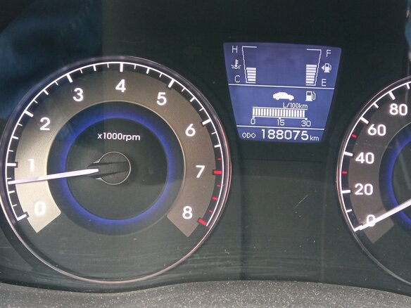 2013 Hyundai Solaris I, бежевый, 735000 рублей - вид 9