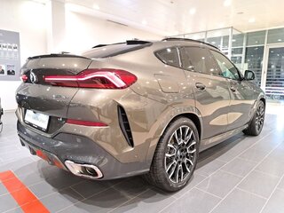 2025 BMW X6 40i III (G06) Рестайлинг, коричневый, 16400000 рублей, вид 5