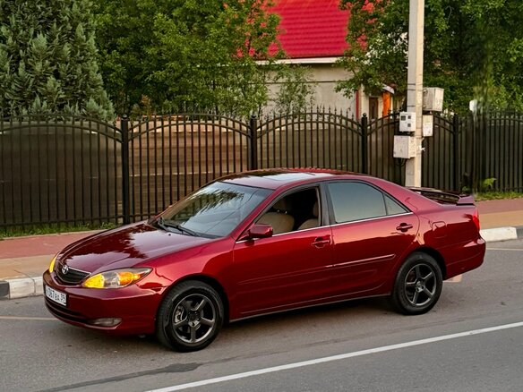2001 Toyota Camry V (XV30), красный, 800000 рублей - вид 5