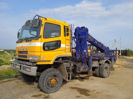 1992 Fuso (Mitsubishi) Super Great, золотистый, 6900000 рублей, вид 1