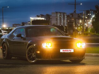 2014 Dodge Challenger III Рестайлинг 2, чёрный, 3500000 рублей, вид 1
