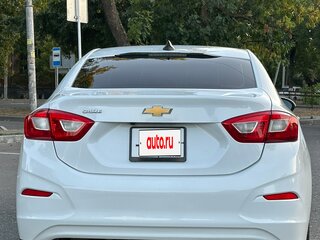2017 Chevrolet Cruze II, белый, 720000 рублей, вид 4