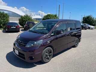 2010 Nissan Serena III (C25), красный, 1220000 рублей, вид 1