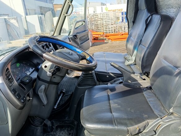 2012 Hyundai HD65, белый, 850000 рублей - вид 3