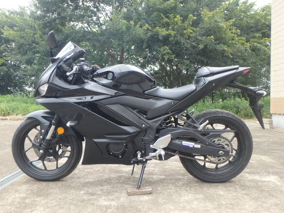 2021 Yamaha YZF-R3, чёрный, 560000 рублей - вид 8