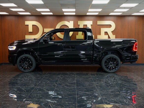2026 Ram 1500 Crew Cab V Рестайлинг, чёрный - вид 7