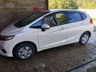 2018 Honda Fit III Рестайлинг, белый, 1255000 рублей, вид 2