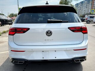 2022 Volkswagen Golf VIII, белый, 2180000 рублей, вид 3
