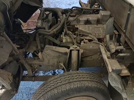 1992 Nissan Atlas, белый, 1000000 рублей, вид 4