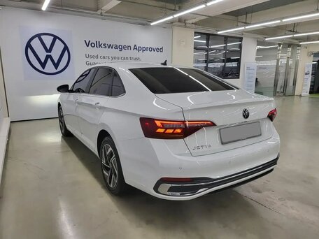 2022 Volkswagen Jetta VII Рестайлинг, белый, 2102000 рублей, вид 5