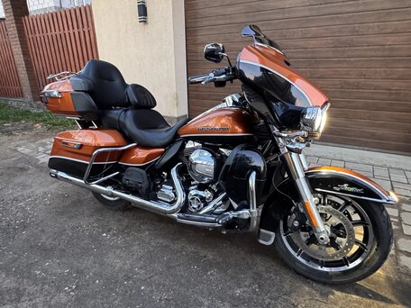 2014 Harley-Davidson Electra Glide, золотистый, 1590000 рублей, вид 2