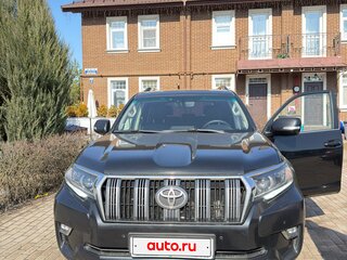2018 Toyota Land Cruiser Prado 150 Series Рестайлинг 2, чёрный, 3600000 рублей, вид 2