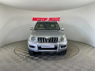 2004 Toyota Land Cruiser Prado 5-speed 120 Series, серебристый, 1599000 рублей, вид 2