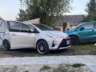 2018 Toyota Vitz III (XP130) Рестайлинг 2, белый, 1250000 рублей, вид 2