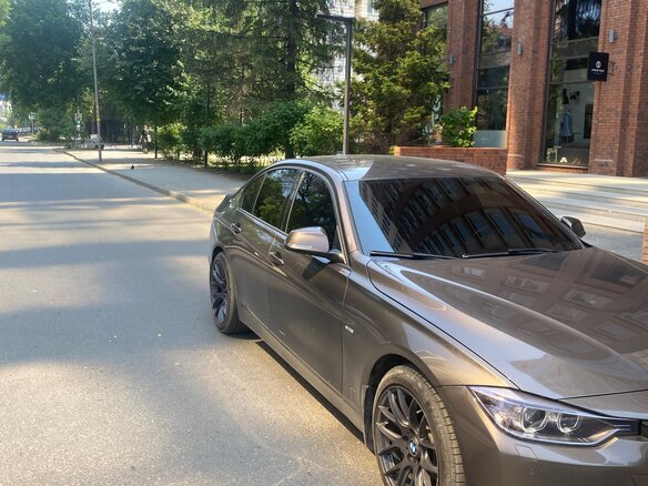2013 BMW 3 серии 320i VI (F3x), коричневый, 2000000 рублей