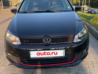2014 Volkswagen Polo V, чёрный, 700000 рублей, вид 2