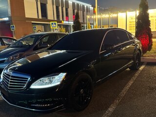 2007 Mercedes-Benz S-Класс 500 V (W221), чёрный, 799000 рублей, вид 2