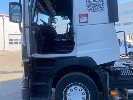 2019 Renault T-Series, белый, 6250000 рублей, вид 4