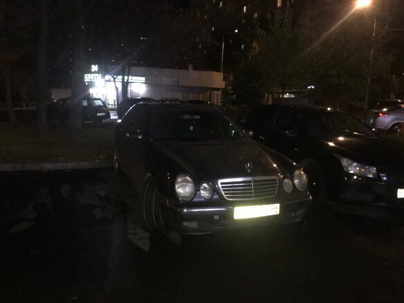 2001 Mercedes-Benz E-Класс 220 II (W210, S210) Рестайлинг, синий, 700000 рублей - вид 6