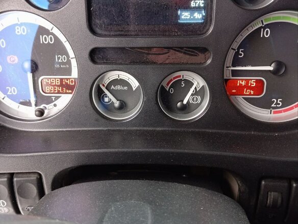 2012 DAF XF 105, белый, 2700000 рублей - вид 2