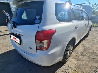 2011 Toyota Corolla Fielder X (E140, E150) Рестайлинг, белый, 475000 рублей, вид 5