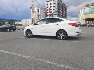 2012 Hyundai Solaris I, белый, 510000 рублей, вид 4