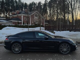 2021 Porsche Panamera 4 II Рестайлинг, чёрный, 10100000 рублей, вид 4