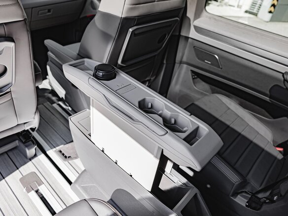 2026 Volkswagen Multivan Long T7, серый, 13690000 рублей - вид 5