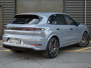 2026 Porsche Cayenne III Рестайлинг, серый, 20500000 рублей, вид 5