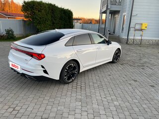 2022 Kia K5 III, белый, 3000000 рублей, вид 3