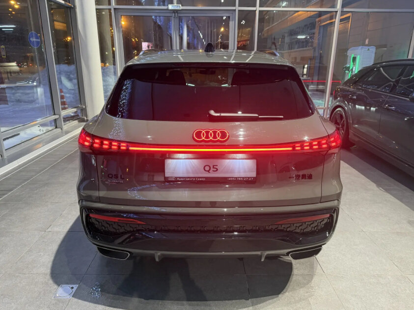 Открыть фотографии: Audi Q5 III (GU)