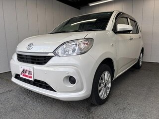 2022 Toyota Passo III Рестайлинг, белый, 865750 рублей, вид 3
