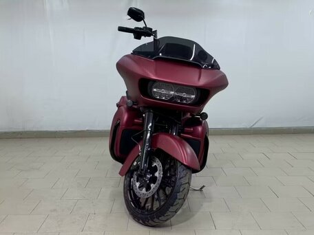 2019 Harley-Davidson Road Glide, красный, 1281260 рублей, вид 2