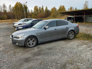 2008 BMW 5 серии 525i V (E60/E61) Рестайлинг, серебристый, 1900000 рублей, вид 3