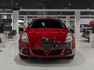 2013 Alfa Romeo Giulietta III, красный, 880000 рублей, вид 3