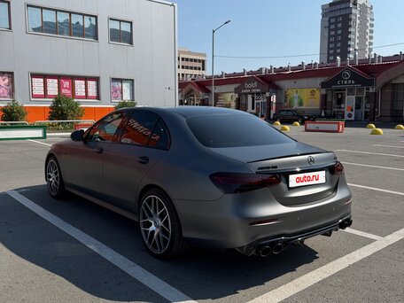 2021 Mercedes-Benz E-Класс AMG 53 AMG V (W213) Рестайлинг, серый, 7990000 рублей, вид 4