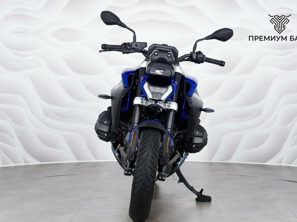 2025 BMW R 1300 R, синий, 2299000 рублей - вид 3