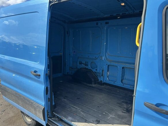 2021 Ford Transit, синий, 2000000 рублей - вид 11