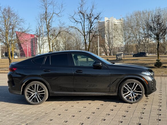 2023 BMW X6 40i III (G06) Рестайлинг, чёрный, 6400000 рублей - вид 36