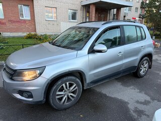2016 Volkswagen Tiguan I Рестайлинг, серебристый, 1450000 рублей, вид 5