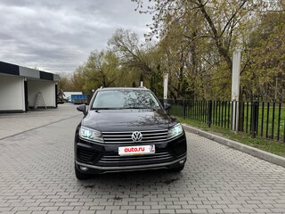 2015 Volkswagen Touareg II Рестайлинг, чёрный, 2390000 рублей, вид 2