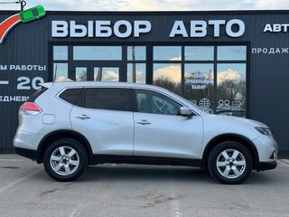 2016 Nissan X-Trail III, серебристый, 1630000 рублей, вид 3