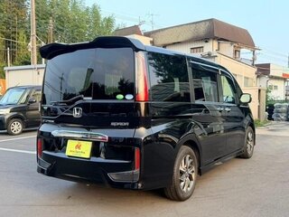 2016 Honda Stepwgn Spada V, чёрный, 1460000 рублей, вид 4