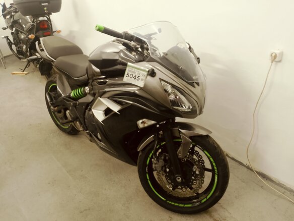 2017 Kawasaki Ninja 400, серый, 460000 рублей