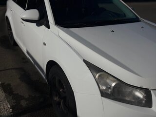 2010 Chevrolet Cruze I, белый, 470000 рублей, вид 1