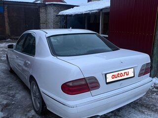 1999 Mercedes-Benz E-Класс 280 II (W210, S210) Рестайлинг, белый, 500000 рублей, вид 2